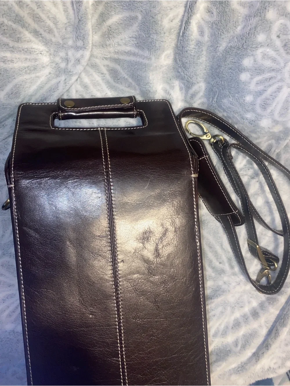 Red Envelope Dark Brown Leather Double Wine Carrier with Detachable Strap